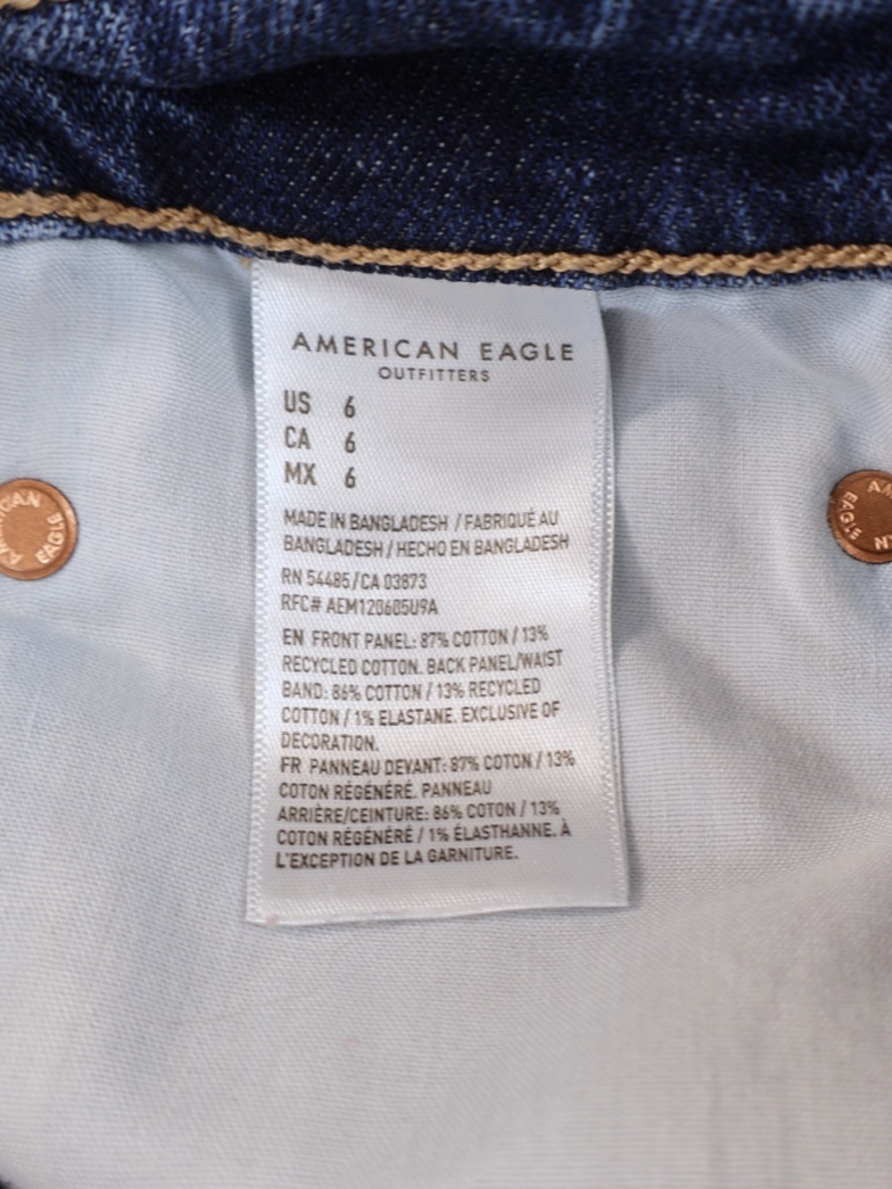 American Eagle Relaxed Denim Shorts Size 6 High Rise Raw Hem Blue Jean Shorts - Picture 6 of 8